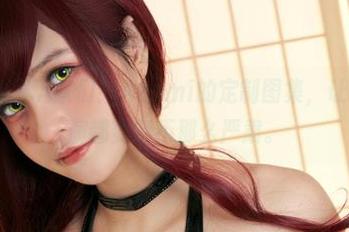 Hey，制服玩家们！Azami的定制图集，让每一次扮演都变得不那么严肃。