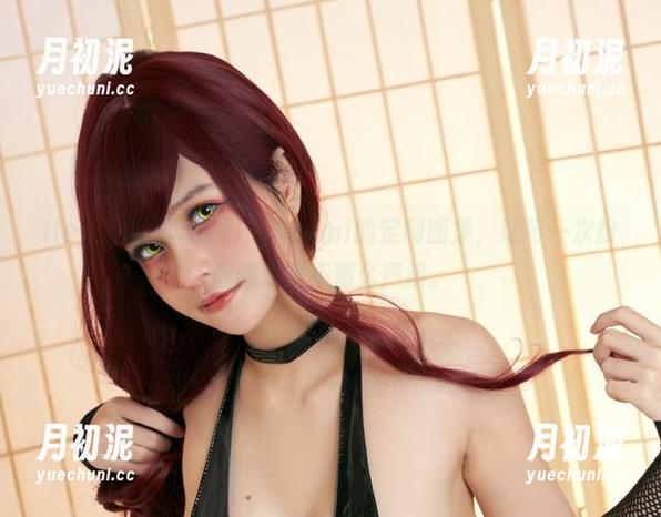 Azami Hey,制服玩家们!Azami的定制图集,让每一次扮演都变得不那么严肃。
