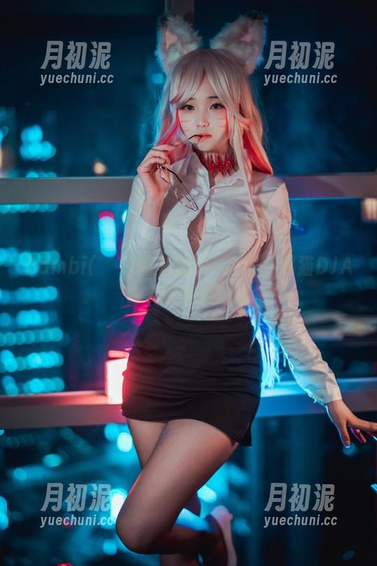 Bambi(밤비)的私拍GIF大赛：黑猫DJAWA的搞怪时刻
