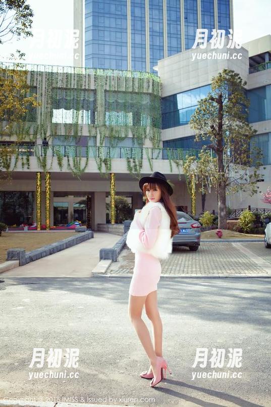 IMiss爱蜜社-黄乐然 IMiss爱蜜社 - 网袜下的微妙时刻:黄乐然的写真全集