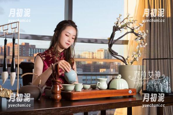KelaGirls克拉女神-佟玉儿 KelaGirls克拉女神 - 佟玉儿的泳衣写真,别说我没告诉你几种潜水姿势哦!