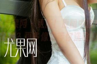 UGirls尤果网 - 更新！原图中的Mikka涵涵，厨娘？更多像是等你洗碗的坚持。