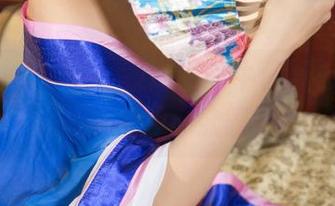 UGirls尤果网 - 在线里的牛仔裤控，才可儿的写真让你欲罢不能