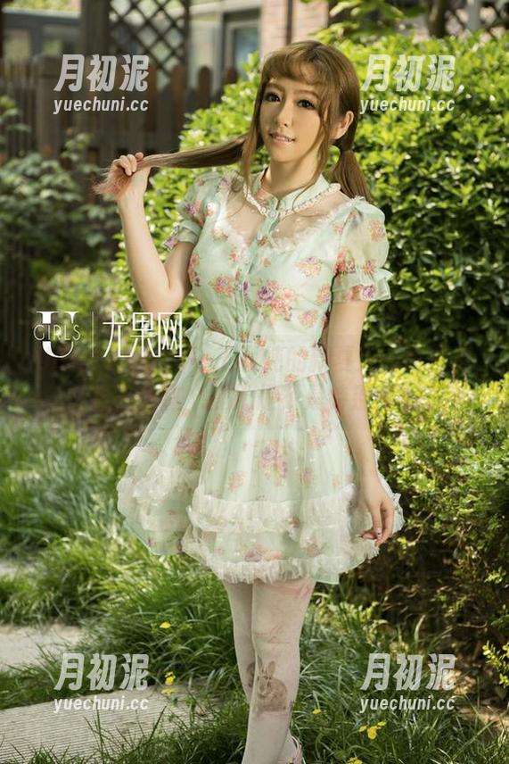 UGirls尤果网 - 王语纯的新夏天美容图更新——这个夏天是不是特别甜？