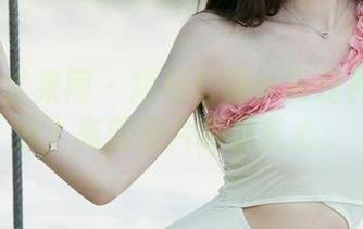 UGirls尤果网 - 短裙与纯小希是种什么缘分？高清图片略显扎心。