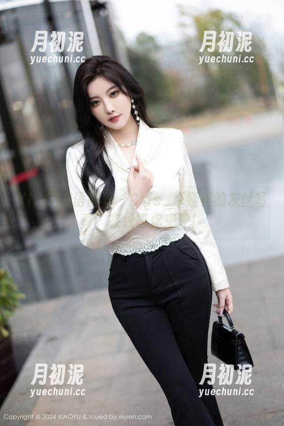 XIAOYU语画界 - Cris_卓娅祺的灰丝写真，在线等你来评！