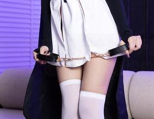 XIAOYU语画界 - 苏曼兮的水手服作品：这身打扮带你遨游幻想与现实的边界。