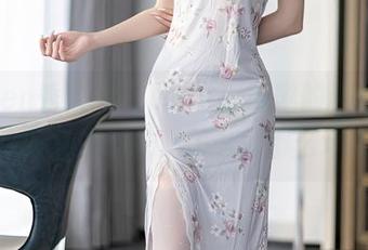 Xiuren秀人网 - Lovely璐璐的私房图集：这熟悉的睡衣，怎么就那么难拒绝