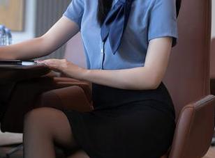 Xiuren秀人网 - 静谧与霸气并存，乔一一的全套作品，原来御姐也有这一面！