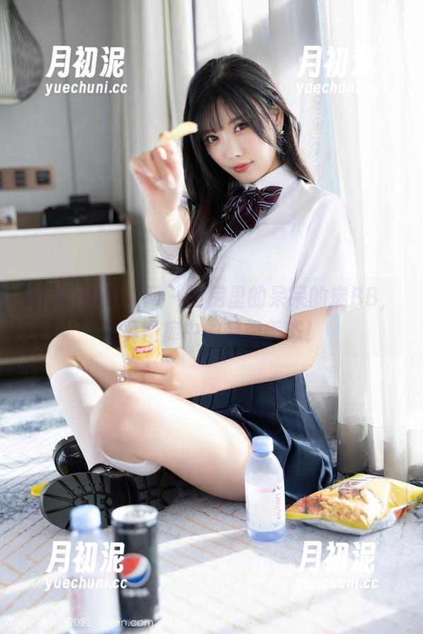 Xiuren秀人网-呆呆的瑞BB Xiuren秀人网 - 厨房里的呆呆的瑞BB,写真图库中的另类美态!