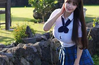 Xiuren秀人网 - 想说李丽莎的校服写真合集，让我一秒就回到校园，尴尬又怀念。