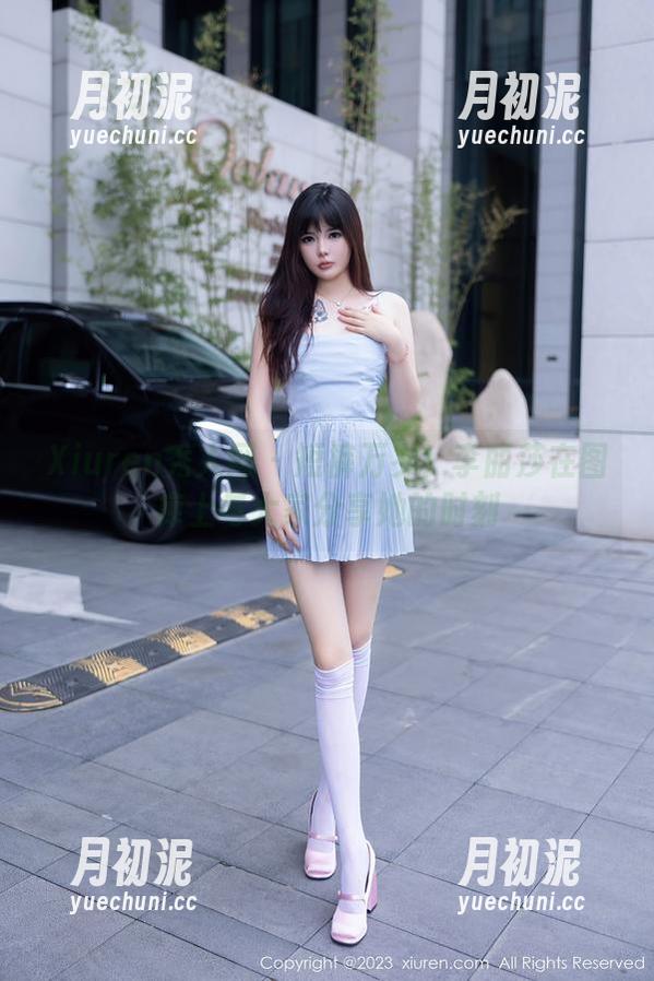 Xiuren秀人网 - 短裤万岁！李丽莎在图库上与大家分享她的时刻