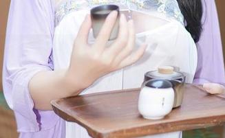 Xiuren秀人网 - 最新的图包：盼盼已鸠油亮版，找不到不同点的尴尬感。