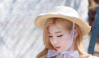 翩翩起舞的丘比特天使，Yebin(전예빈)的私拍里藏着不止一抹美图的光影。