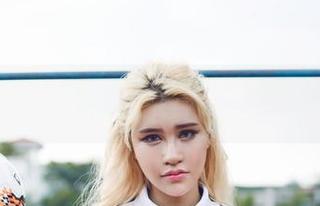 YouWu尤物馆 - 关注婕西儿jessie，每次都期待她的御姐写真，资源可是个惊喜“发源地”哦。