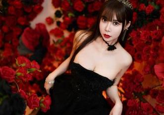 亚马逊鲶鱼的COS挑战：独居太太带来的下载乐趣！