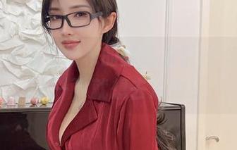 微密圈 - 看周妍希的新泳衣更新，美图让人一下就想去海边！