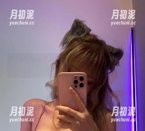 啾小妍Deer洗浴日记：每一张美图都是在浴缸中灵感迸发