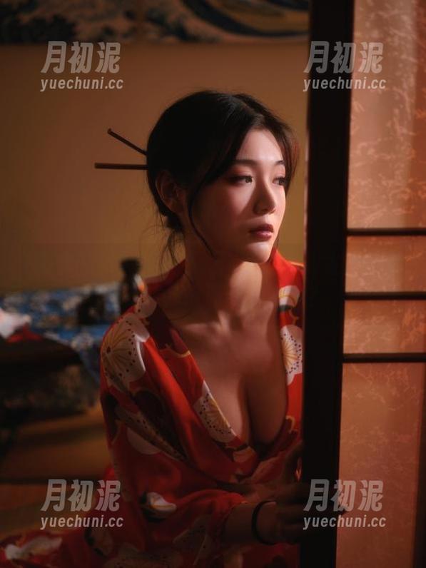 大梨子不是御姐 HD套图向大梨子不是御姐的透明主义致敬,你能分得清谁是谁吗?