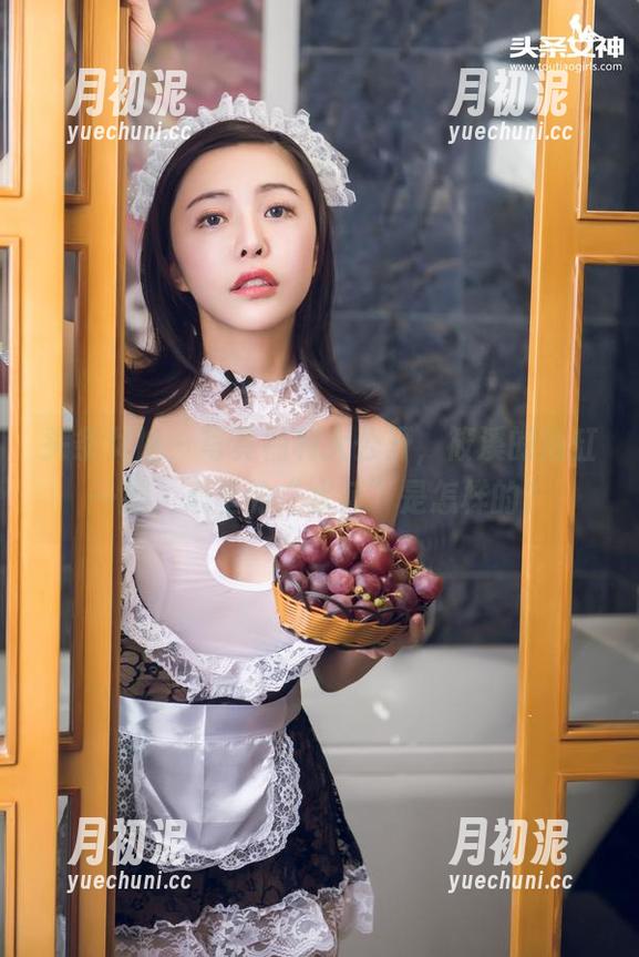 头条女神-筱溪 头条女神 - 写真福利大公开,筱溪的浴缸一躺,心里的“水花”是怎样的?