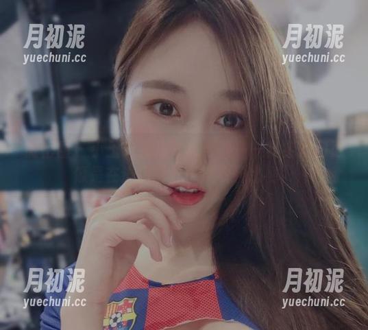 微密圈 - 小玉吃果冻双人合集——其实她们更像是在进行“芳香洗衣粉比赛”