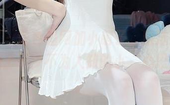 微密圈 - 蓝色渔网加小萌子，精选图片里真藏了不少不为人知的小“心思”。