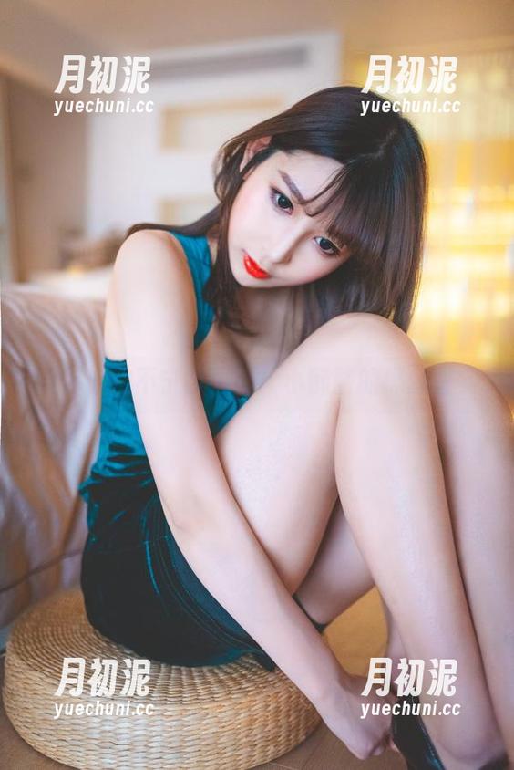 让你心神不宁的原图：小酥酱的黑丝写实