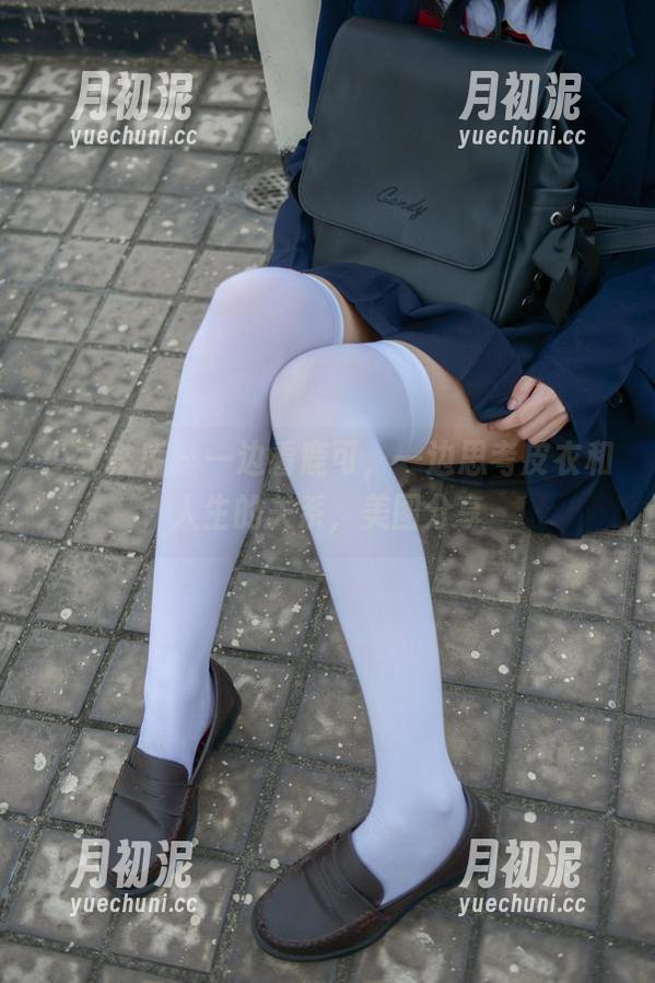 少女秩序-鹿可 少女秩序 - 一边看鹿可,一边思考皮衣和人生的关系,美图分享