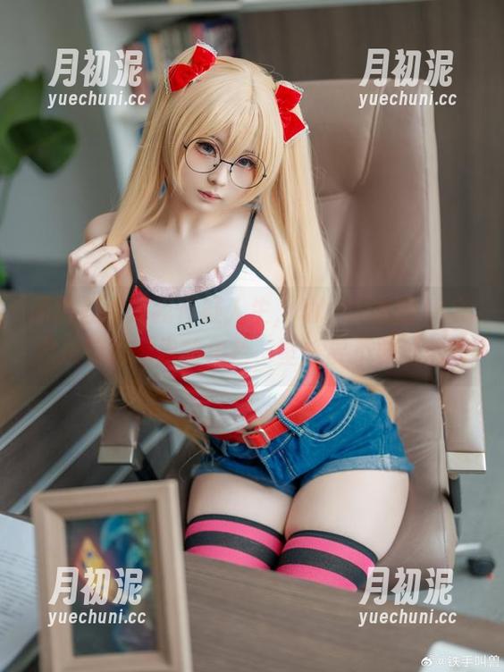 原图差点让我怀疑人生，幼水铃衣的JK就像是校园剧里的角色，壁纸要不要试试？