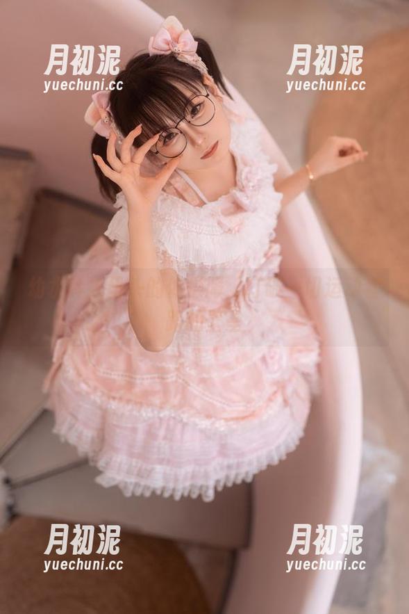 幼水铃衣里头的体操服，打破一切运动套路的壁垒