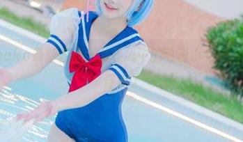 幼爱youmeko最新套图：龙卷风中的可爱小女孩，哈哈，被她俘虏了