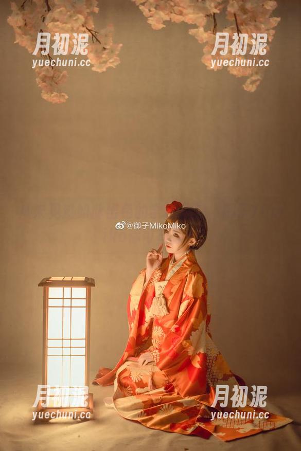 御子Yumiko 从未见过如此出色的学姐私拍,御子Yumiko你可真敢!