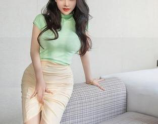 星颜社 - Emily尹菲的私房泳池图集，一个字：爽，两个字：很爽！
