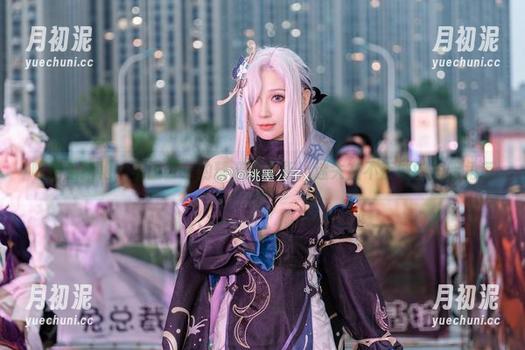 桃墨公子 吸血鬼旗袍,桃墨公子的精选写真析,迷失在不夜城的幽暗角落