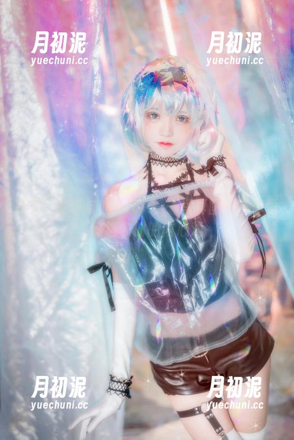 桜桃喵 关于桜桃喵与LOLITA——写真图包带你领略选衣时的内心戏