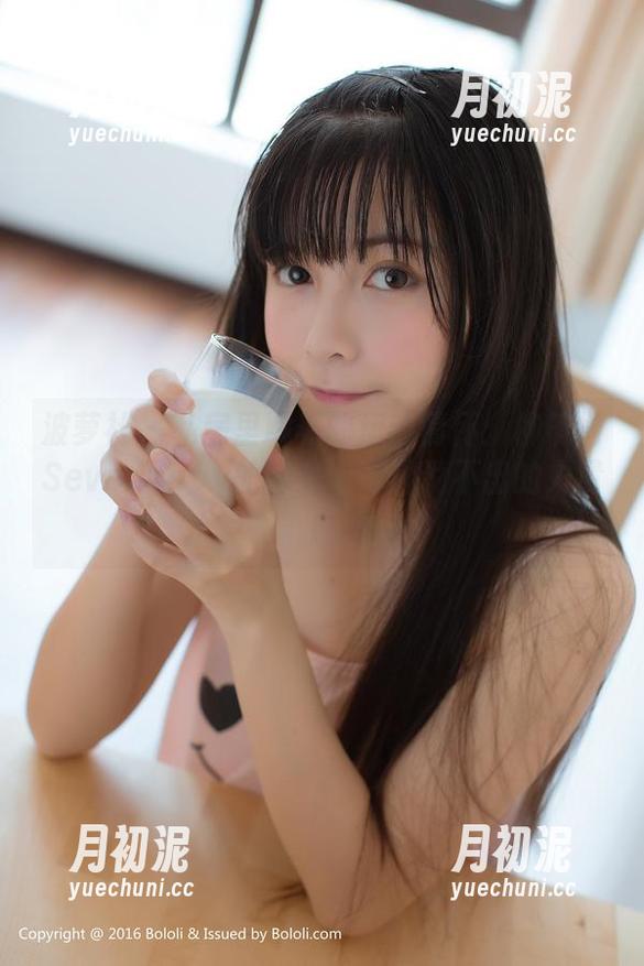 波萝社 - 私房里藏着的运动情怀：柳侑绮Sevenbaby的图集中有种说不出的力量感