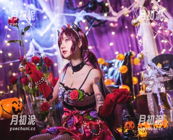 洛丽塔大哥 当每一个角度都在说'来吧!让我上镜',洛丽塔大哥的套装cos,图片很有戏!