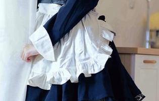 最新图包，洛桑w伊梓的学姐模样映入脑海，让人想问：“这衣服在哪里买的？”