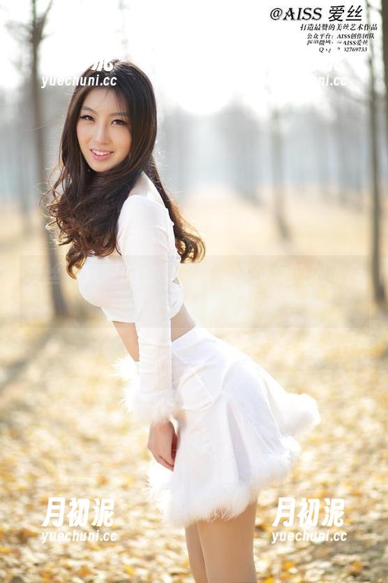 爱丝-瑶瑶 爱丝 - 瑶瑶的定制写真:小少女的放飞自我时刻
