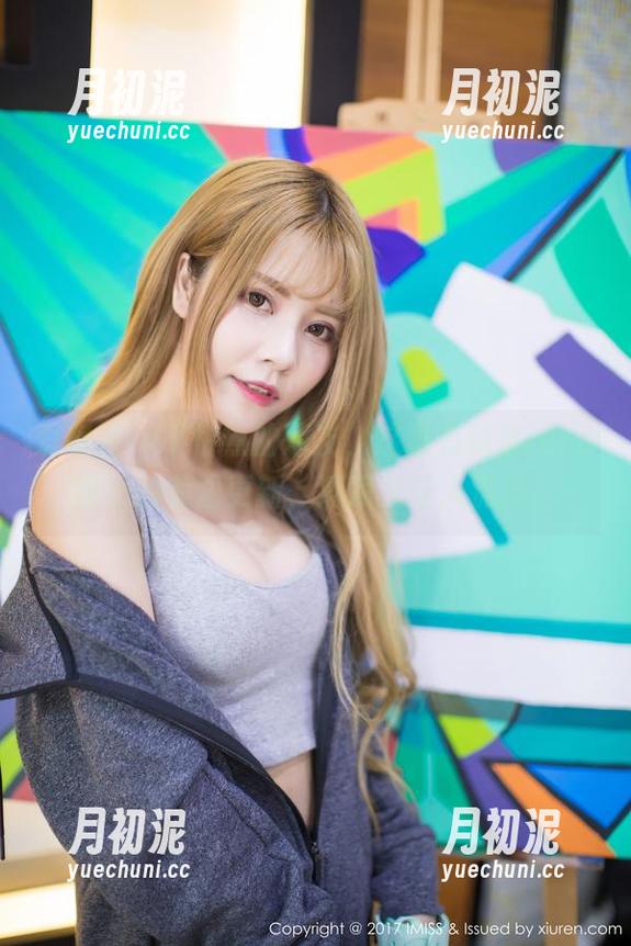 爱蜜社 - 不怕热的朋友，这里有莉娜lena甜心的美图更新，清凉又让人流连。