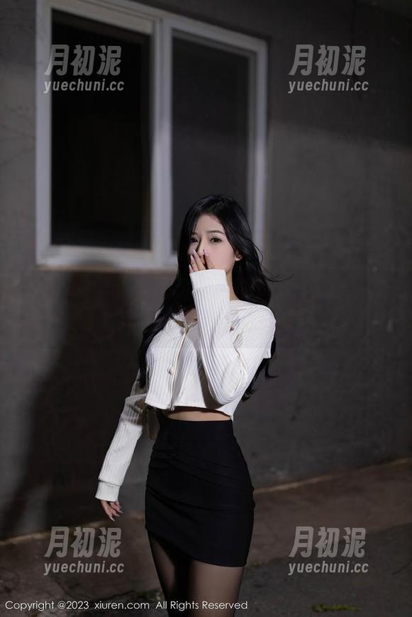 秀人网 - 高清图包，Mila嘟嘟修女和你预想的不太一样吧？