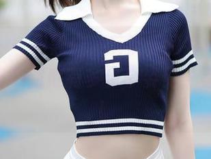 秀人网 - 一组黑白，二次元模特M梦baby！合集中到底有多少个姿势，等你来找！