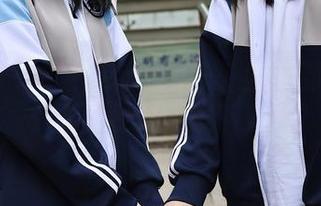 秀人网 - 卓君Jeanes户外全集都在这儿，要不要来一发下载？