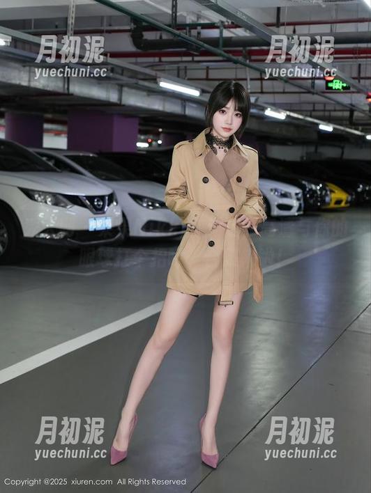 秀人网 - 果果Nikki在海边，高清与你的眼球打个招呼，合集来啦！