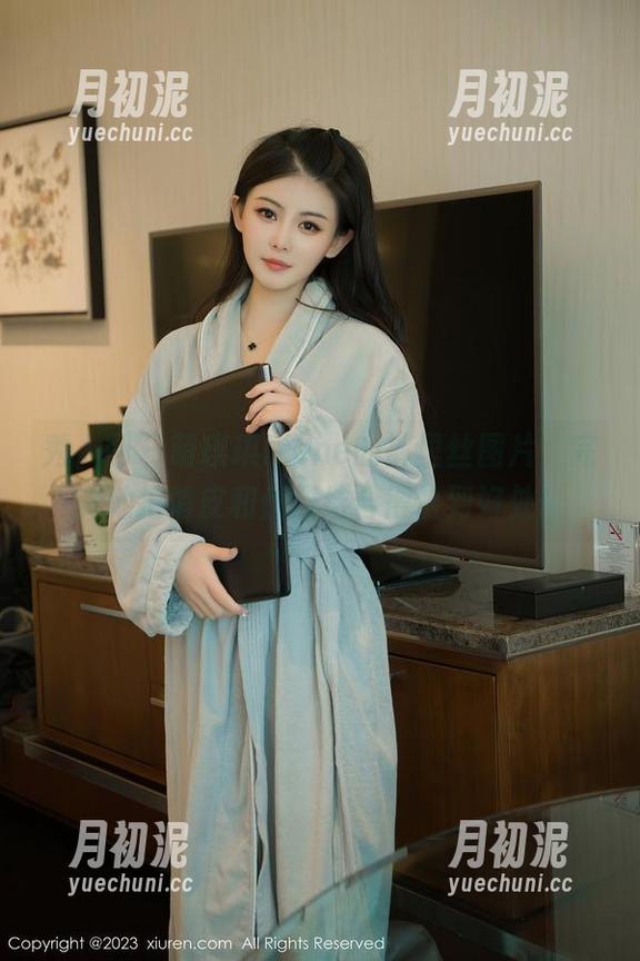 秀人网-萌琪琪Irene 秀人网 - 萌琪琪Irene的裤里丝图片,完美地把俏皮和优雅结合得恰到好处!