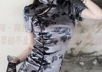 秀人网 - 阿汁的JK再现，在高清与下载间，你要的不止是美，还有一些“灵魂”。