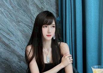 Campusvibes，腐团儿Ikaros私拍展现校园“傻乐”