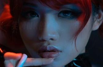 细品芊川一笑MNK的写真，原图下的秘密太过微妙？