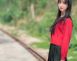 淡蓝JK？西瓜少女这波民宿资源可真不赖，你还敢说不喜欢？