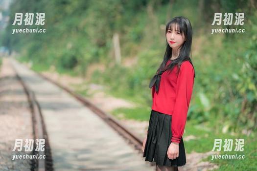 西瓜少女 淡蓝JK?西瓜少女这波民宿资源可真不赖,你还敢说不喜欢?